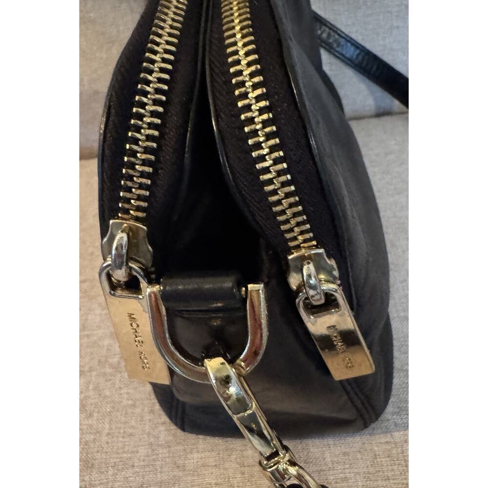 Michael Kors Crossbody Bag Purse Medium Alexis Black Patent Leather Gold Zippers - Picture 7 of 15